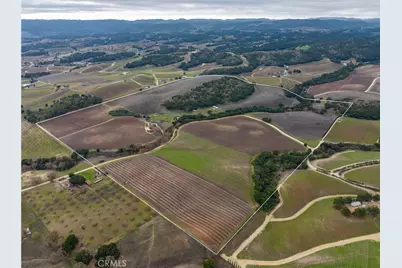 2135 Live Oak Rd, Paso Robles, CA 93446 - Photo 69