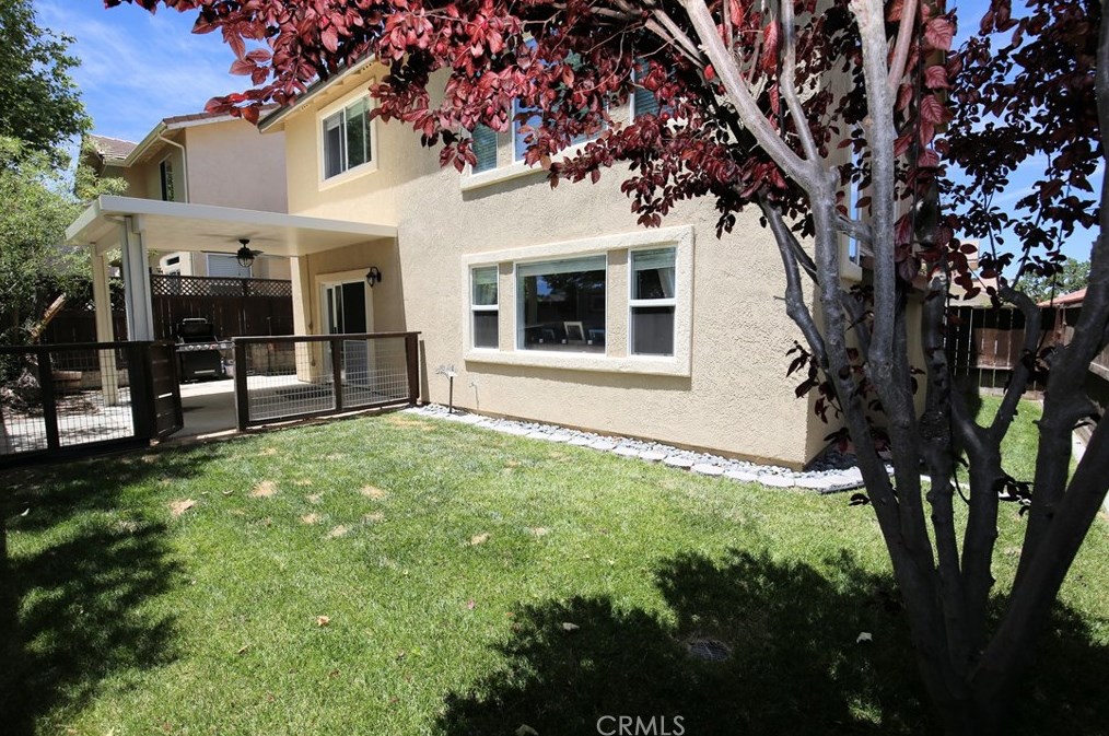 1095 Megan Ct, Templeton CA  93465-4051 exterior