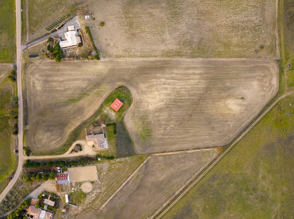4925 Lamplighter Way, Lake Nacimiento CA  93446-8499 exterior
