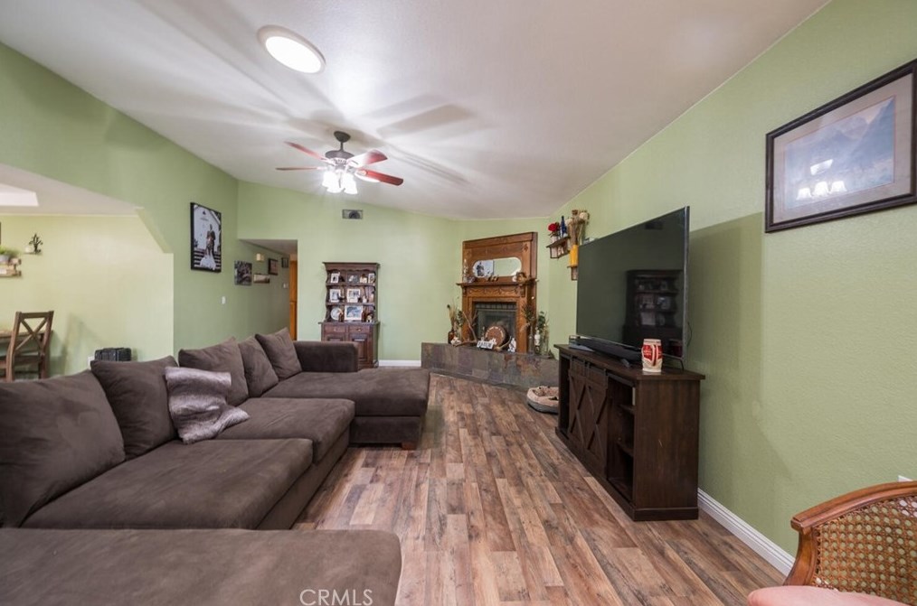 912 Wade Dr, Lake Nacimiento CA  93446-3413 exterior