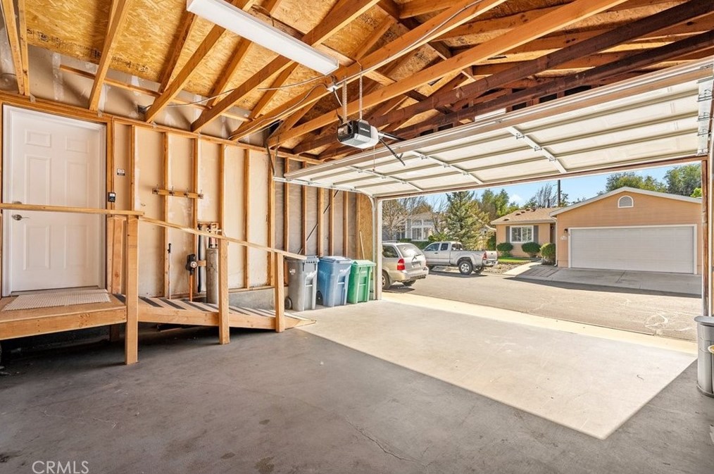 355 Lark Dr, Lake Nacimiento CA  93446-4018 exterior