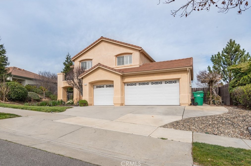 317 Montebello Oaks Dr, Lake Nacimiento CA  93446-7116 exterior