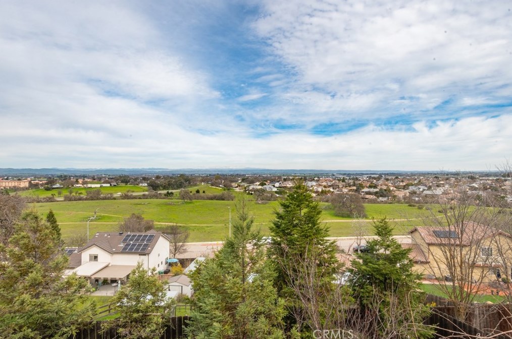 317 Montebello Oaks Dr, Lake Nacimiento CA  93446-7116 exterior