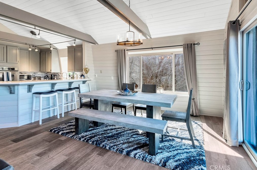 2355 Lakeview Dr, Lake Nacimiento CA  93426-9626 exterior