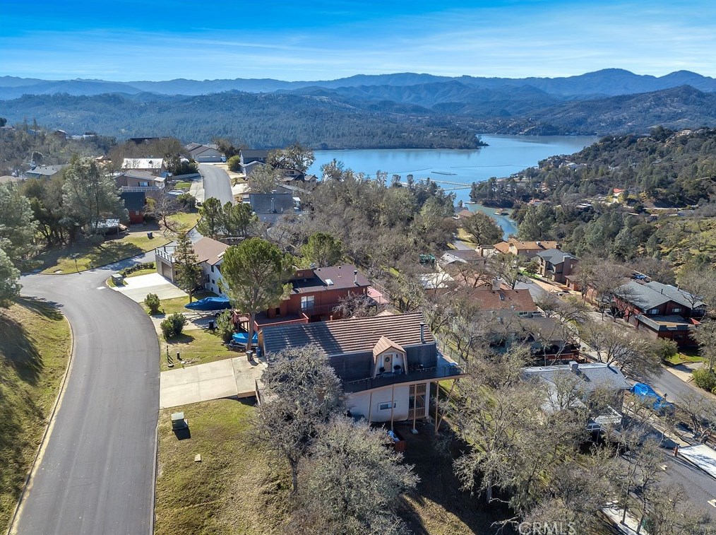 2355 Lakeview Dr, Lake Nacimiento CA  93426-9626 exterior