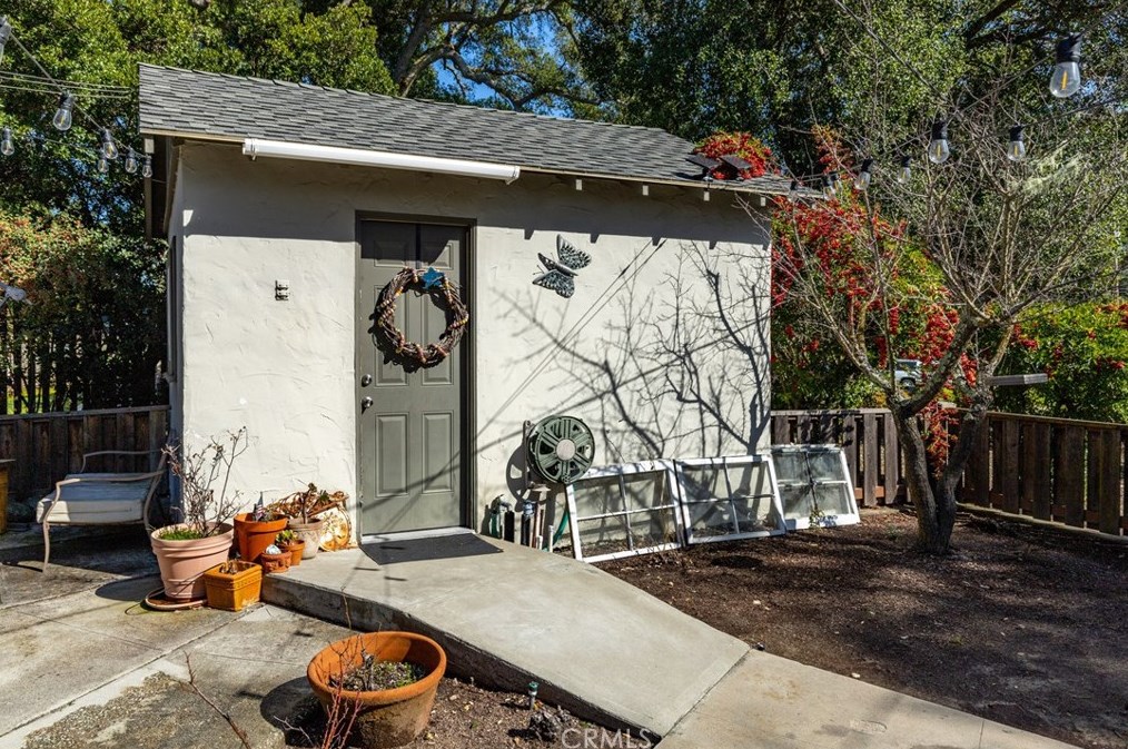 8275 Curbaril Ave, Atascadero CA 93422-5260 exterior