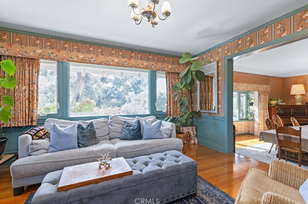 8275 Curbaril Ave, Atascadero CA 93422-5260 exterior