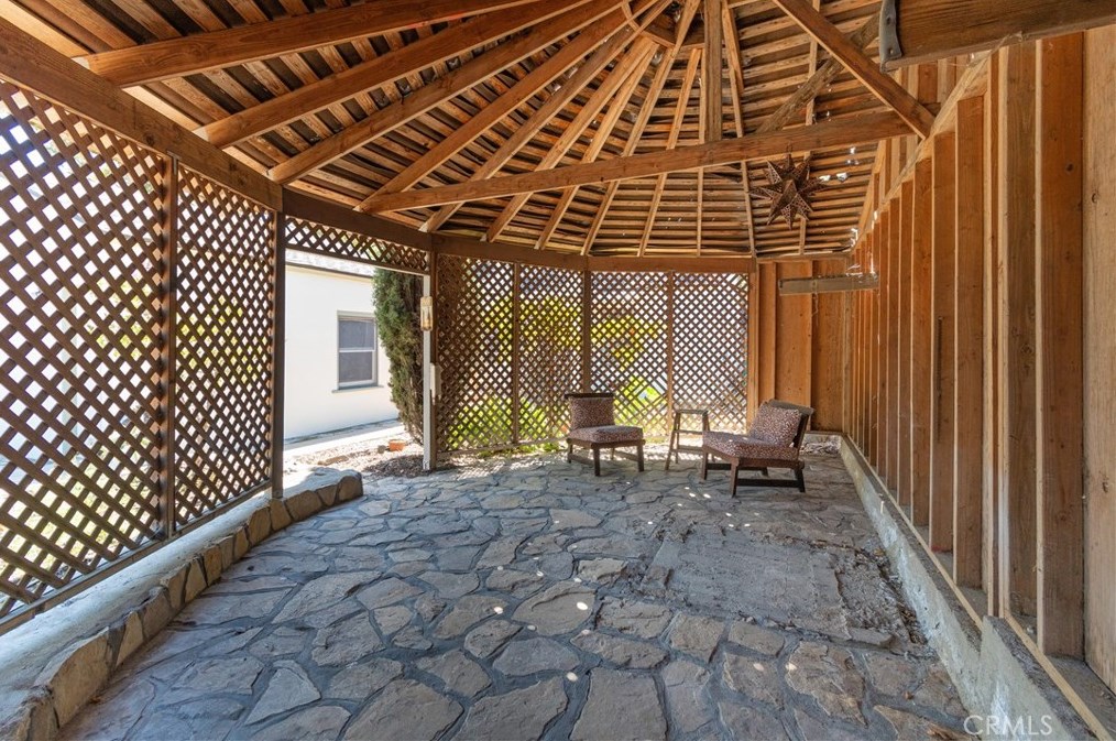 145 16th St, Lake Nacimiento CA  93446-2079 exterior