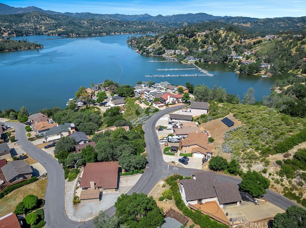 8121 Smith Point Rd, Lake Nacimiento CA  93426-9633 exterior