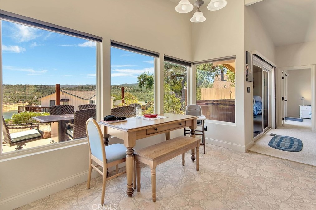 8121 Smith Point Rd, Lake Nacimiento CA  93426-9633 exterior