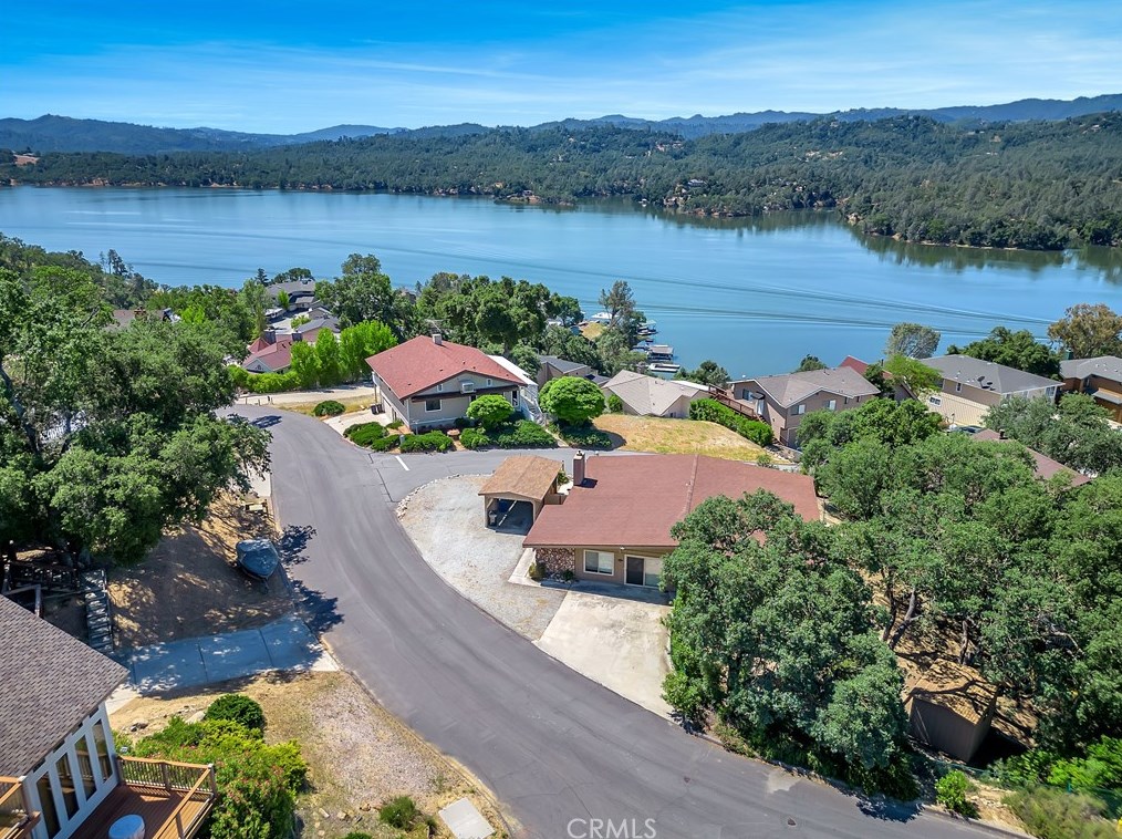 8121 Smith Point Rd, Lake Nacimiento CA  93426-9633 exterior