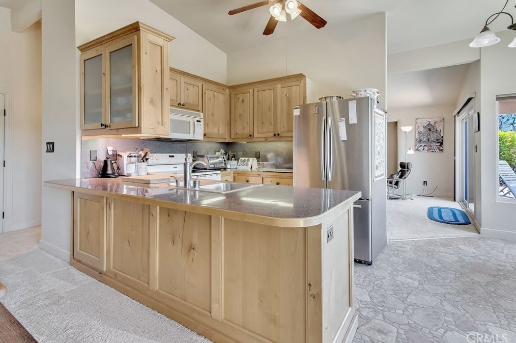 8121 Smith Point Rd, Lake Nacimiento CA  93426-9633 exterior