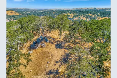 6452 Alta Pradera Lane, Atascadero, CA 93422 - Photo 17