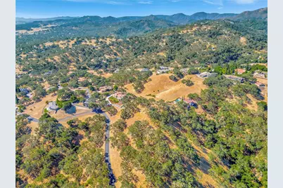 6452 Alta Pradera Lane, Atascadero, CA 93422 - Photo 19