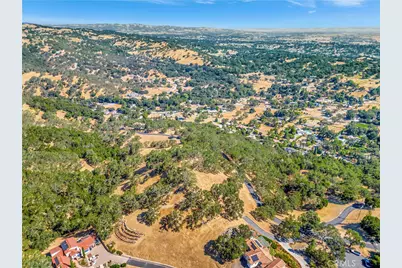 6452 Alta Pradera Lane, Atascadero, CA 93422 - Photo 15
