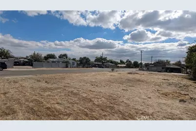 500 Lawson Road, Bakersfield, CA 93307 - Photo 11