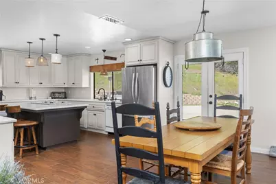 7330 Gage Irving Road, Paso Robles, CA 93446 - Photo 11