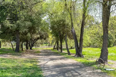 2925 Oakdale Road, Paso Robles, CA 93446 - Photo 21
