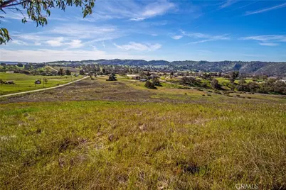 930 Windwood Road, Paso Robles, CA 93446 - Photo 17