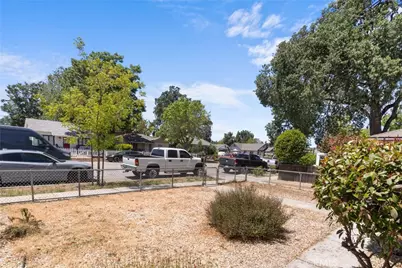 1810 Park Street, Paso Robles, CA 93446 - Photo 19