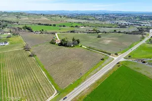 2023 Twelve Oaks Dr, Paso Robles, CA 93446 - Photo 43