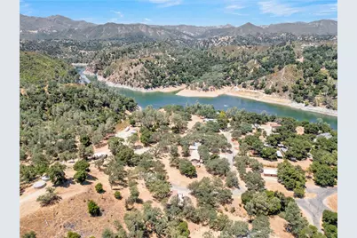 11011 S Shore Drive, Paso Robles, CA 93446 - Photo 33