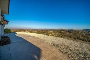 5495 Vista Serrano, Paso Robles, CA 93446 - Photo 39