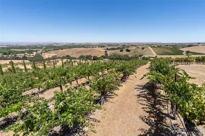 725 Spring Creek Way, Templeton, CA 93465 - Photo 61