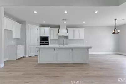 914 Tomboy Court, Shafter, CA 93263 - Photo 9