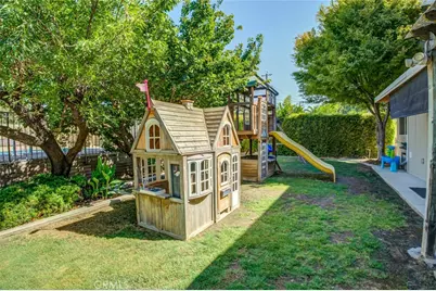 1708 Camino Primavera, Bakersfield, CA 93306 - Photo 23