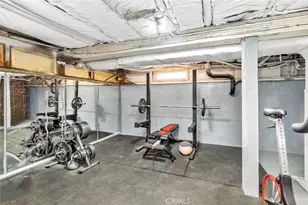 2124 20th St, Bakersfield, CA 93301 - Photo 43