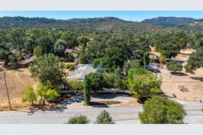 7990 San Gabriel Road, Atascadero, CA 93422 - Photo 3