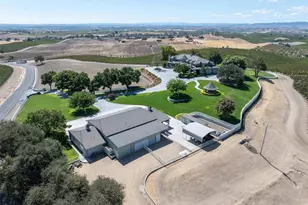 8283 Cross Canyons Rd, San Miguel, CA 93451 - Photo 13