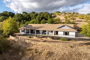 4242 Las Tablas Willow Creek Rd, Paso Robles, CA 93446 - Photo 5