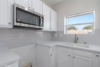 311 Ixtapa Dr, Bakersfield, CA 93307 - Photo 15