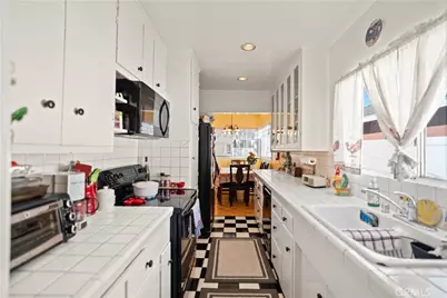 5737 Denny, North Hollywood, CA 91601 - Photo 25