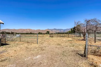 18220 Hwy 178, Weldon, CA 93240 - Photo 25