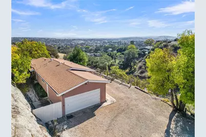 123 W 19th, Paso Robles, CA 93446 - Photo 1