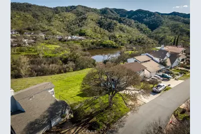 5042 Meadow Lark Lane, Paso Robles, CA 93446 - Photo 17