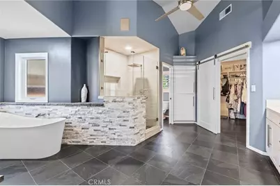 14013 Las Entradas, Bakersfield, CA 93314 - Photo 25