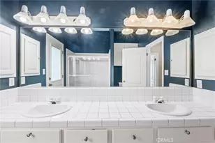 14013 Las Entradas, Bakersfield, CA 93314 - Photo 17