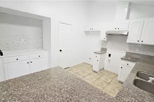 5020 Trabuco Canyon, Bakersfield, CA 93307 - Photo 17