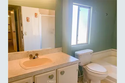 400 E Roberts #99, Bakersfield, CA 93308 - Photo 23