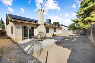 4715 Peacock Court, Bakersfield, CA 93313 - Photo 19