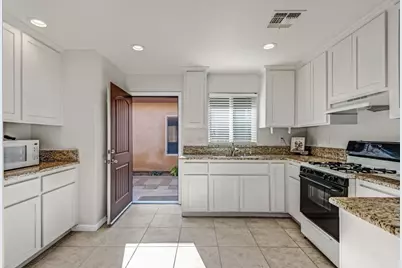 14712 Pams Way, Bakersfield, CA 93314 - Photo 55