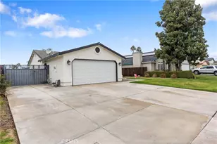 7009 Kings Forest Ct, Bakersfield, CA 93313 - Photo 3