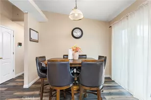 7009 Kings Forest Ct, Bakersfield, CA 93313 - Photo 15