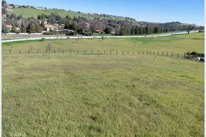 1920 Fire Rock Loop, Templeton, CA 93465 - Photo 11