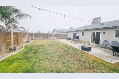 1018 Guadalupe, Bakersfield, CA 93307 - Photo 15