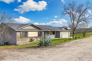 6980 Cabernet Pl, Paso Robles, CA 93446 - Photo 5